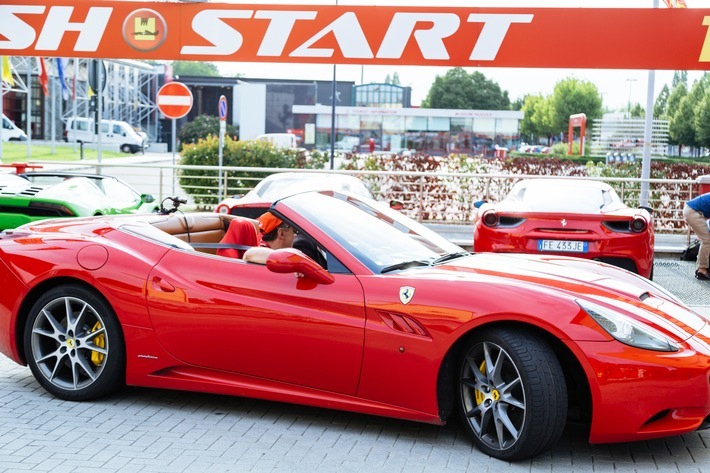 #2018DigitalTransformer Challenge von Ashridge Executive Education und Ferrari - Exklusives Fahrerlebnis bei Ferrari inklusive Digital Futures Training zu gewinnen / Weiterer Text über ots und www.presseportal.de/nr/130846 / Die Verwendung dieses Bildes ist für redaktionelle Zwecke honorarfrei. Veröffentlichung bitte unter Quellenangabe: "obs/Ashridge Executive Education"