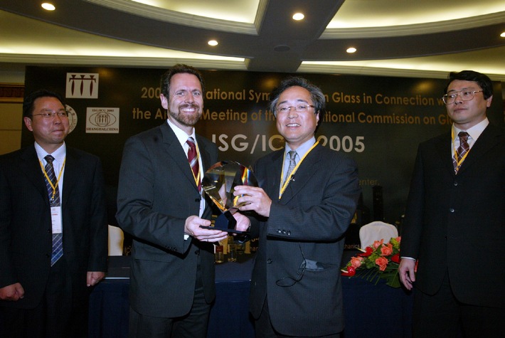 Drei asiatische Wissenschaftler erhalten Otto-Schott-Forschungspreis 2005
