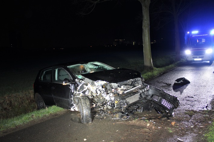 POL-DN: Schwerer Verkehrsunfall auf der Alte Dürener Straße