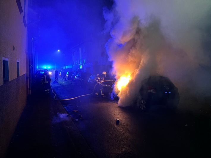 FW LK Neunkirchen: Ruhiger Jahreswechsel - Ehrenamtliche Kräfte meistern 11 Einsätze in der Silvesternacht