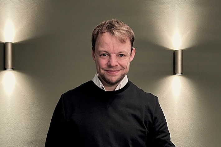 Christian Hencke übernimmt HR-Leitung bei PINKTUM