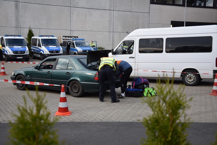 POL-GÖ: (296/2019) Bekämpfung der Wohnungseinbruchskriminalität; direktionsweite Kontrollmaßnahmen mit mehr als 180 Einsatzkräften, Überprüfungen auch im Stadtgebiet Göttingen und an der B 243 bei Osterode