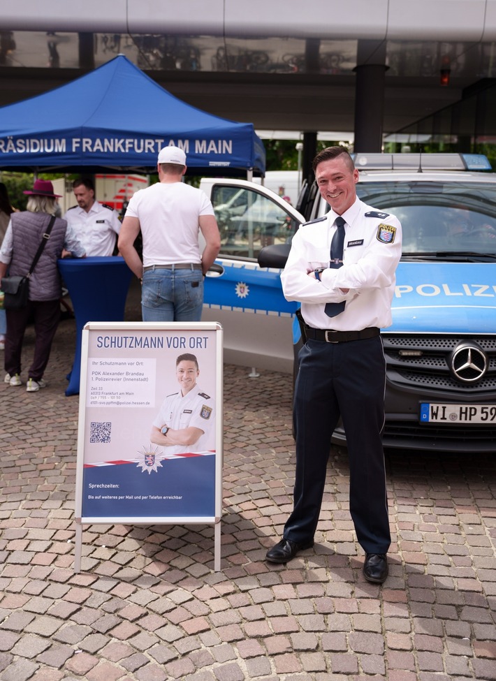 POL-F: 230519 - 0596 Frankfurt-Innenstadt: Schutzmann vor Ort in Amt eingeführt