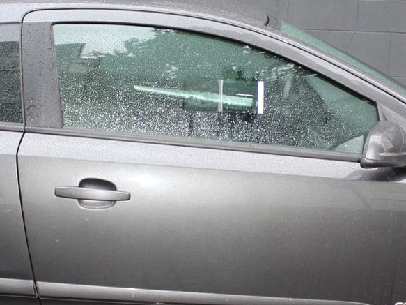 POL-SO: Lippstadt - Autos zerkratzt und Scheiben eingeschlagen
