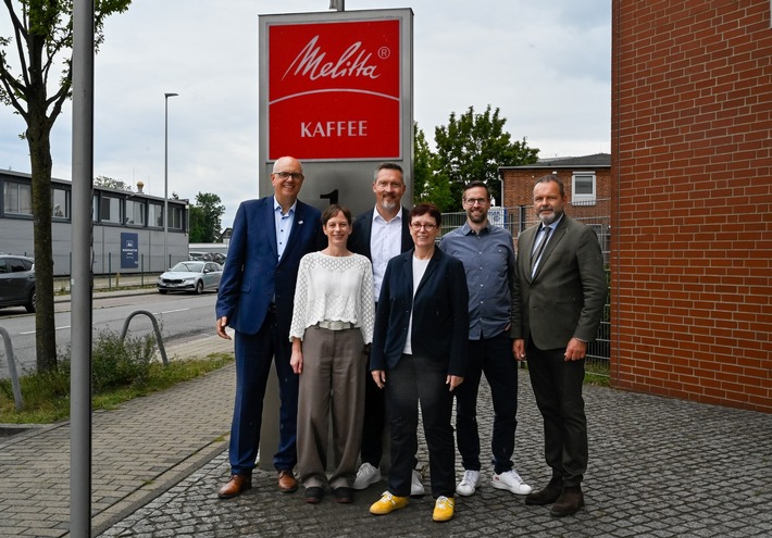 Zukunft des Kaffeestandorts Bremen: Bürgermeister Andreas Bovenschulte besucht Melitta