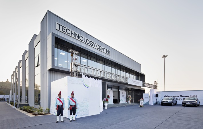 Projekt INDIA 2.0: SKODA und Volkswagen Group India eröffnen neues Technologiezentrum in Pune (FOTO)