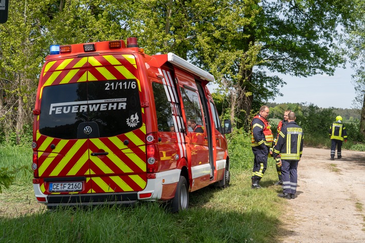 FW Flotwedel: Waldbrand zwischen Oppershausen und Offensen beschäftigt die Feuerwehren der Samtgemeinde Flotwedel