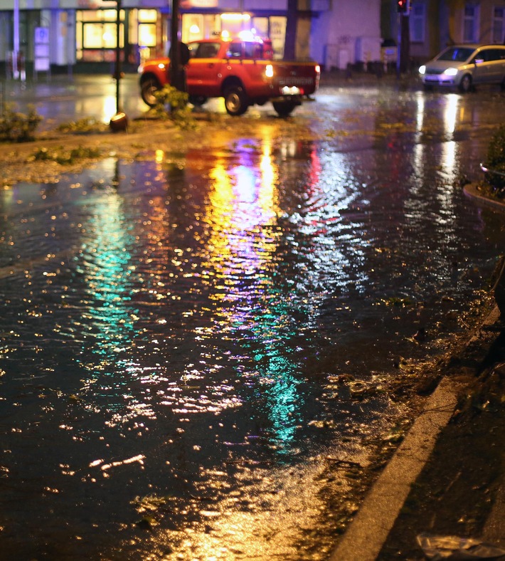 Unwetter im Rheinland - Provinzial Rheinland meldet Schäden in Millionenhöhe durch &quot;Elvira&quot; und &quot;Friederike&quot;