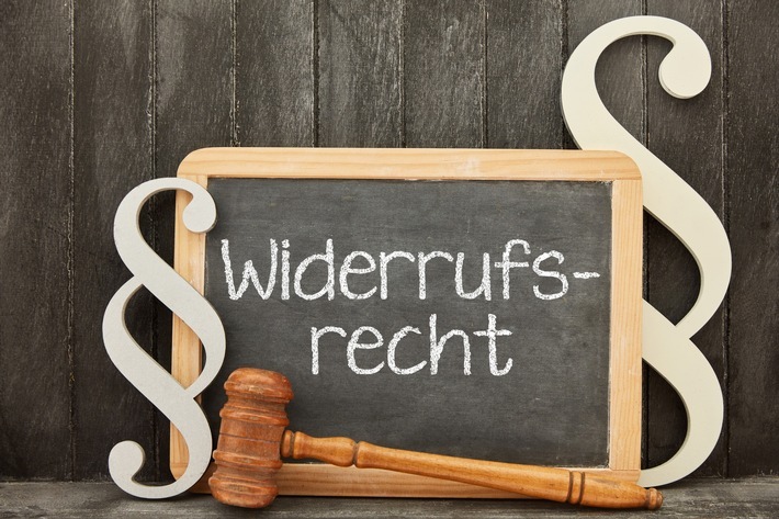 EuGH stärkt Rechte der deutschen Verbraucher massiv (Bild ausschließlich zur redaktionellen Nutzung) / EuGH-Urteil: deutsches Kreditrecht ist europarechtswidrig - Entlastung für deutsche Kreditnehmer in Milliardenhöhe / Weiterer Text über ots und www.presseportal.de/nr/122701 / Die Verwendung dieses Bildes ist für redaktionelle Zwecke honorarfrei. Veröffentlichung bitte unter Quellenangabe: "obs/Dr. Lehnen & Sinnig | Rechtsanwälte PartG mbB/Robert Kneschke"