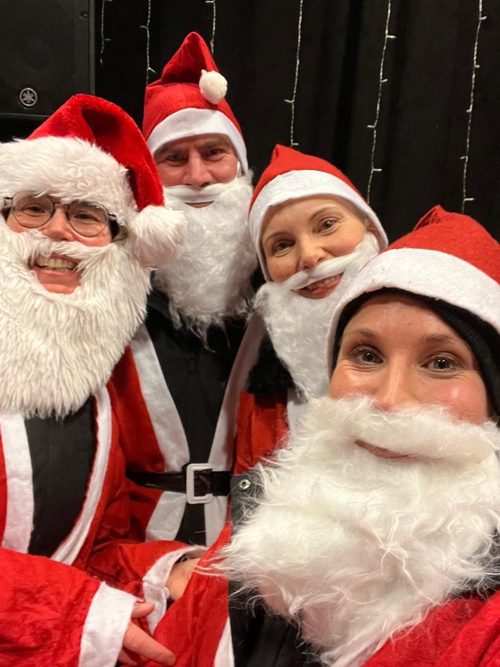 PRESSEMITTEILUNG | Weihnachtszauber vor der Haustür. edding Gruppe unterstützt Nikolaus-Aktion der Arche Hamburg