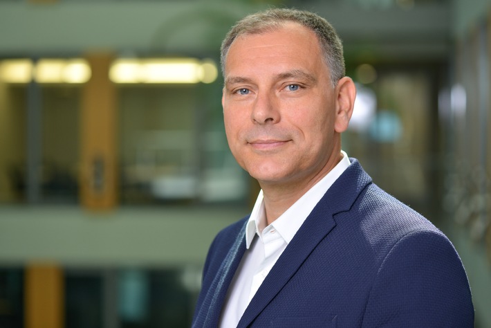 Maurice Shahd neuer Leiter Kommunikation beim TÜV-Verband