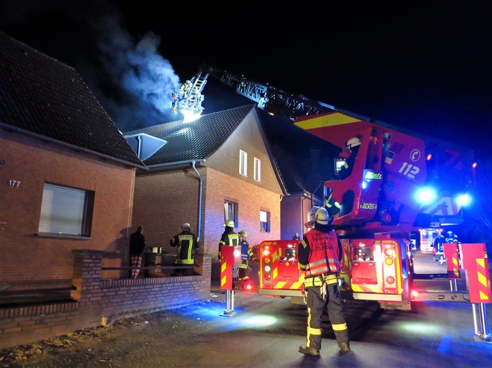 FW-WRN: Kaminbrand in der Lippestraße