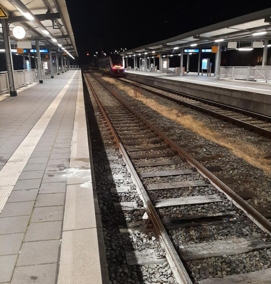 BPOL-HB: Schwellenbrand im Hauptbahnhof Bremerhaven