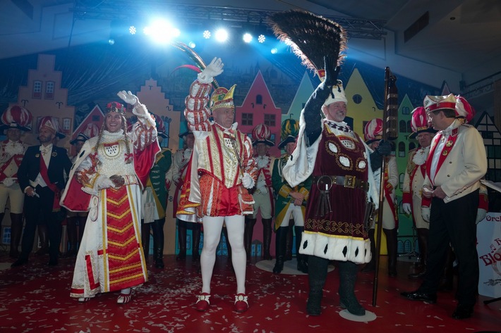 Kölner Dreigestirn bei "Karneval in der Wolkenburg" der Sparkasse KölnBonn