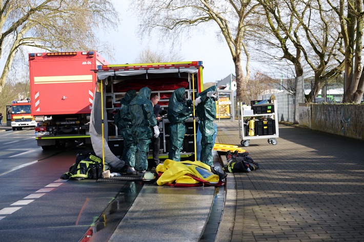 FW-DO: Gefahrstoffeinsatz in Berghofen