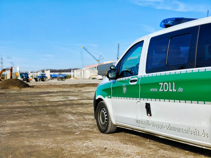 HZA-DO: Zoll überprüft Baustelle aufgrund eines Hinweises / Dreizehn Strafverfahren und ein Ordnungswidrigkeitenverfahren vor Ort eingeleitet