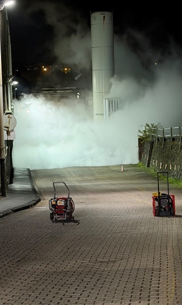 FW-RS: Stickstoffaustritt auf Betriebsgelände