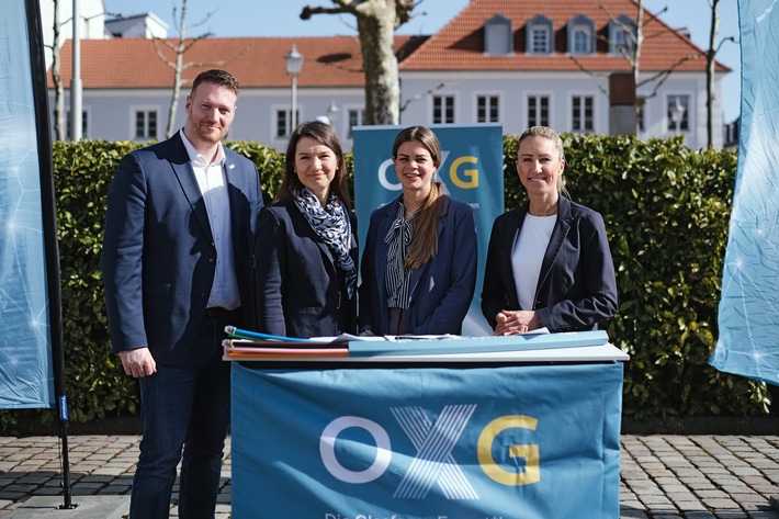 Die Bagger rollen in Saarbrücken Saarland, OXG und Vodafone schließen strategische Glasfaserpartnerschaft und beginnen den Ausbau