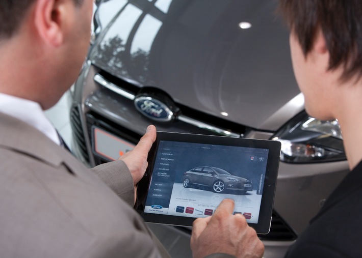 Ford setzt als erster Automobilhersteller iPads mit speziell entwickelter &quot;Ford Schauraum App&quot; in Händlerbetrieben ein (mit Bild)