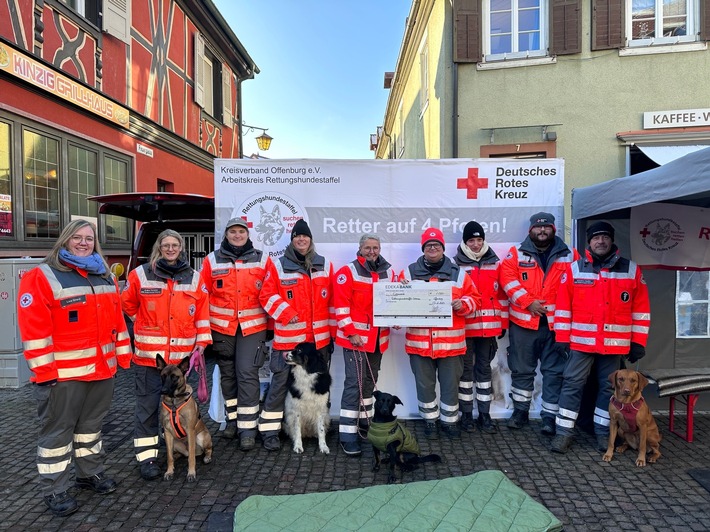 Presse-Information: Edeka-Mitarbeitende unterstützen die Rettungshundestaffel Ortenau