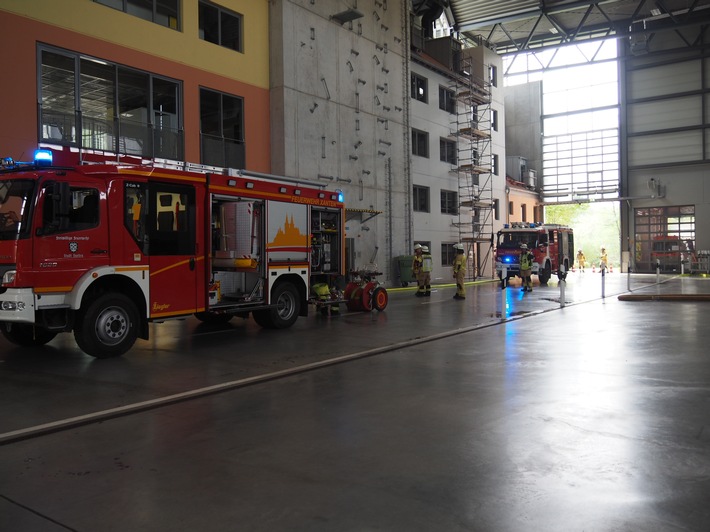 FW Xanten: Interkommunaler Trainingstag am Institut der Feuerwehr in Münster
