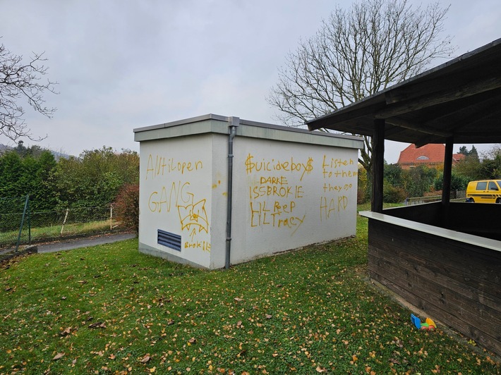 POL-NI: Mehrere Sachbeschädigungen durch Graffiti in Bernsen