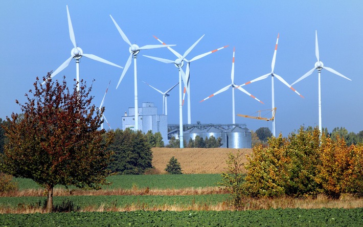 Strom aus Windkraftanlagen wird in Gas umgewandelt / E.ON bietet in Deutschland einmaliges Gasprodukt an (BILD)