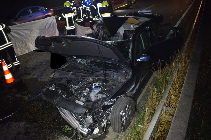 POL-PDKL: BAB 63; Schwerer Verkehrsunfall mit 1 Toten und drei Schwerverletzten...