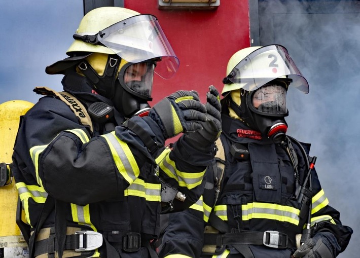 FW-DO: Vater und Sohn von der Feuerwehr gerettet