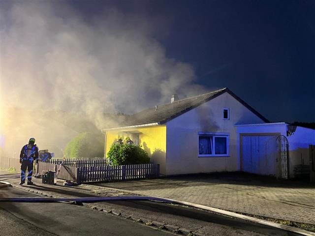 POL-PDKO: Kellerbrand in einem Bungalow Anwesen