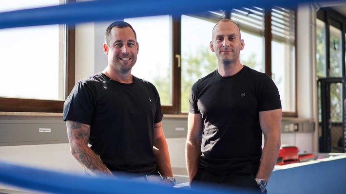 Falk Berberich und Robin Baumann / Weiterer Text über ots und www.presseportal.de/nr/173462 / Die Verwendung dieses Bildes für redaktionelle Zwecke ist unter Beachtung aller mitgeteilten Nutzungsbedingungen zulässig und dann auch honorarfrei. Veröffentlichung ausschließlich mit Bildrechte-Hinweis. Falk Berberich und Robin Baumann / Weiterer Text über ots und www.presseportal.de/nr/173462 / Die Verwendung dieses Bildes für redaktionelle Zwecke ist unter Beachtung aller mitgeteilten Nutzungsbedingungen zulässig und dann auch honorarfrei. Veröffentlichung ausschließlich mit Bildrechte-Hinweis.