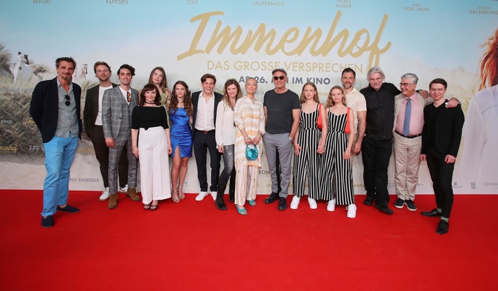 IMMENHOF - DAS GROSSE VERSPRECHEN feiert umjubelte Premiere in München