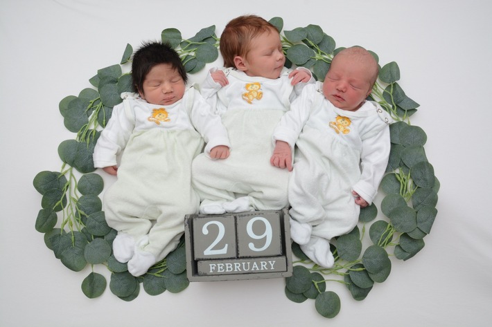 Pressemitteilung: Krankenhaus Lauf begrüßt seine drei Schaltjahr-Babys