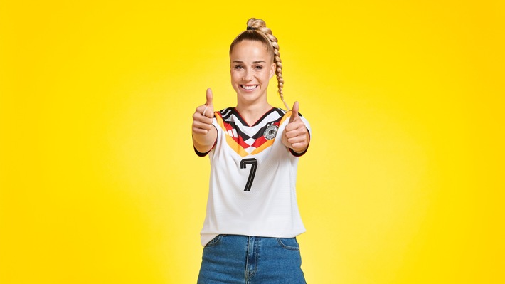 Starke Partnerschaft für Ernährung: Netto Marken-Discount gewinnt DFB-Kapitänin Giulia Gwinn als Markenbotschafterin / Weiterer Text über ots und www.presseportal.de/nr/72216 / Die Verwendung dieses Bildes für redaktionelle Zwecke ist unter Beachtung aller mitgeteilten Nutzungsbedingungen zulässig und dann auch honorarfrei. Veröffentlichung ausschließlich mit Bildrechte-Hinweis.