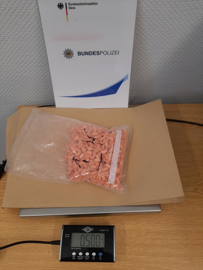 BPOL NRW: Bundespolizei stellt 520 Gramm Kokain und 460 Gramm XTC-Tabletten auf der BAB A 3 sicher