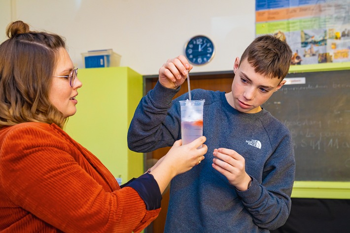 Hightech im Klassenzimmer: In Renchen (17.10.) machen Coaches Lust auf MINT-Berufe