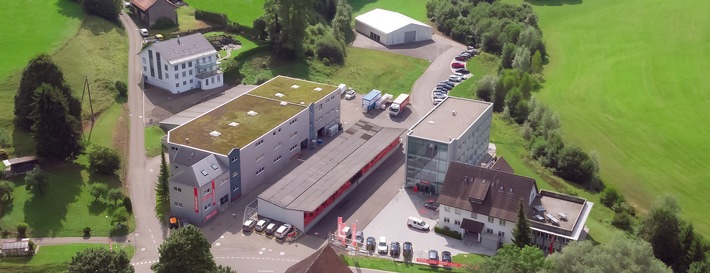 70 Jahre PANOLIN - 70 Jahre Schmierstoff-Erfahrung / Ein guter Grund zu feiern