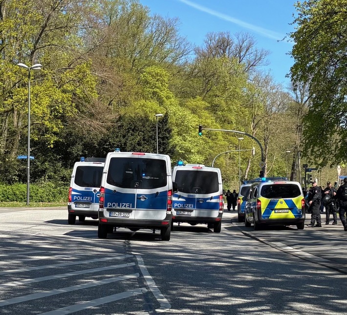 POL-KI: 250426.1 Kiel: Heimspiel Holstein Kiel gegen Borussia Mönchengladbach