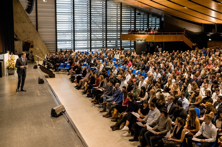 Diplomfeier des Departements Architektur, Holz und Bau