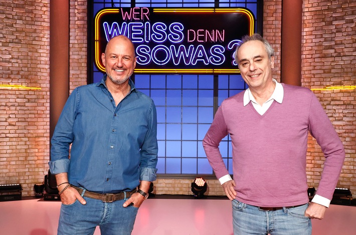 Das Kochduell: Frank Rosin und Christian Rach bei "Wer weiß denn sowas?" / Das Wissensquiz vom 7. bis 11. März 2022, um 18:00 Uhr im Ersten