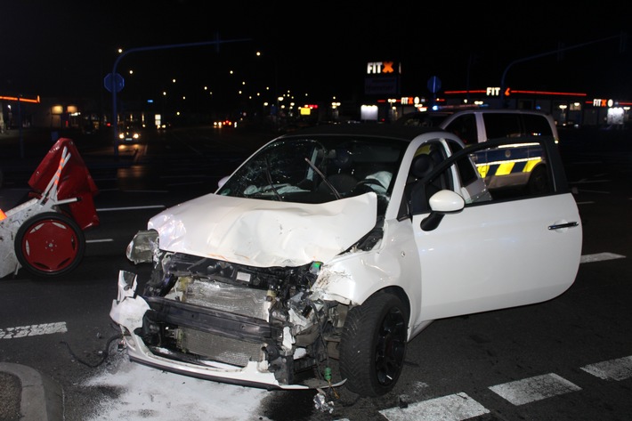 POL-DN: Verkehrsunfall mit Rettungswagen