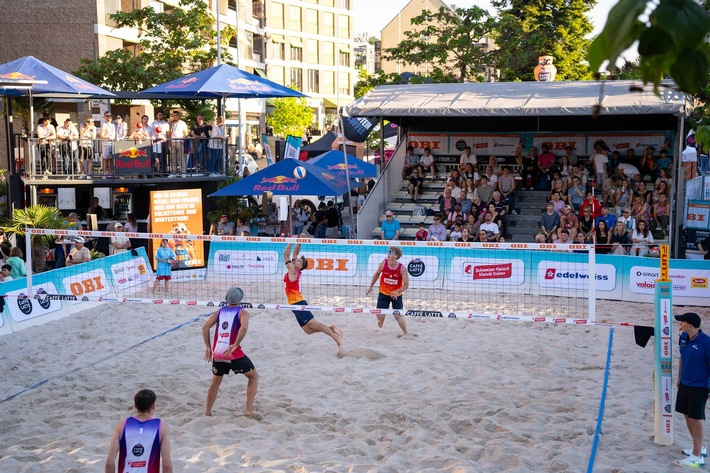 Hochklassiger Beachvolleyball-Sport begeistert beim Tourauftakt in Kloten