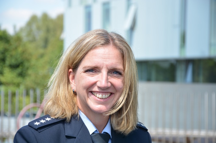 POL-ME: Dominique Kaewert ist die neue Wachleiterin der Polizeiwache Mettmann - Mettmann - 2206077