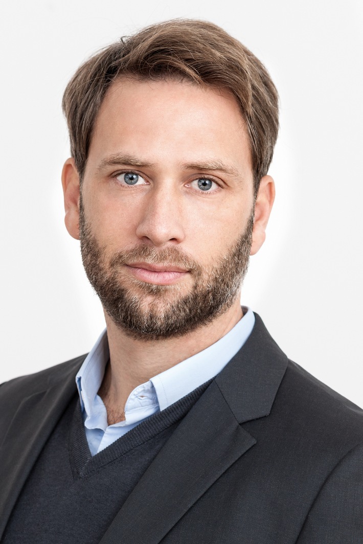 Christian Dreher /
CEO R-Biopharm AG / Weiterer Text über ots und www.presseportal.de/nr/129757 / Die Verwendung dieses Bildes ist für redaktionelle Zwecke unter Beachtung ggf. genannter Nutzungsbedingungen honorarfrei. Veröffentlichung bitte mit Bildrechte-Hinweis. Christian Dreher /
CEO R-Biopharm AG / Weiterer Text über ots und www.presseportal.de/nr/129757 / Die Verwendung dieses Bildes ist für redaktionelle Zwecke unter Beachtung ggf. genannter Nutzungsbedingungen honorarfrei. Veröffentlichung bitte mit Bildrechte-Hinweis.