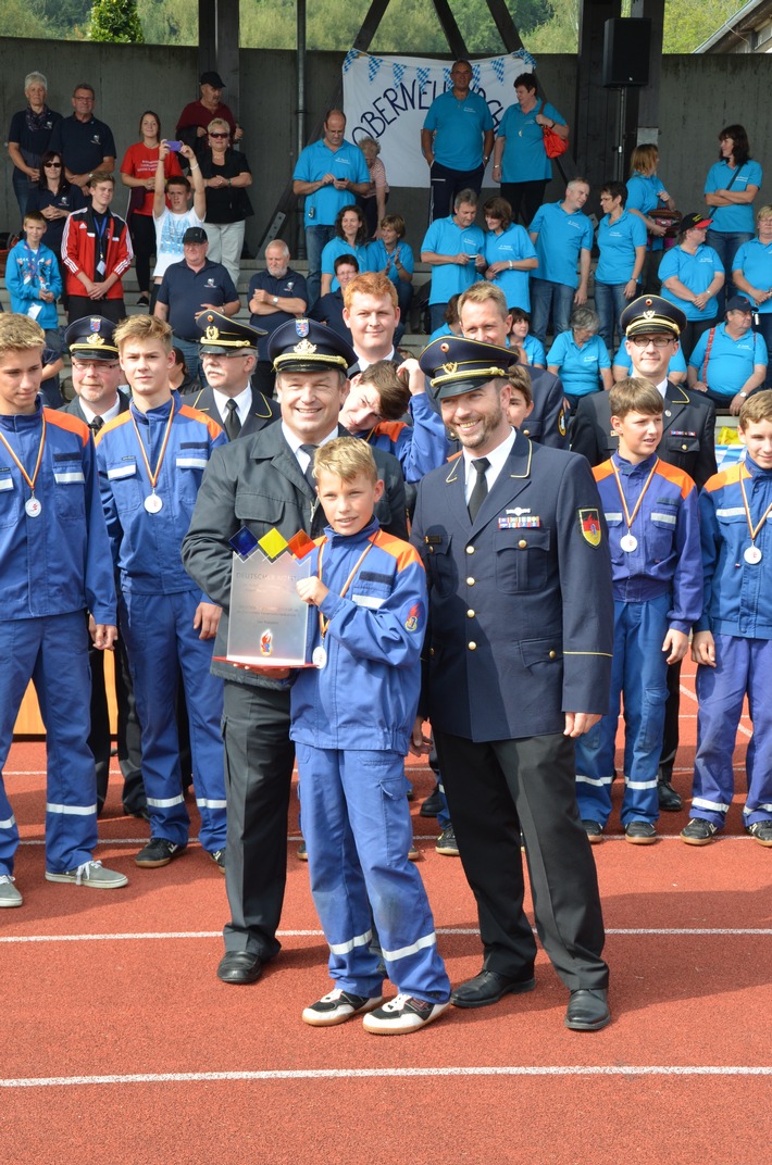 Dabel ist Deutscher Meister der Jugendfeuerwehren (FOTO)