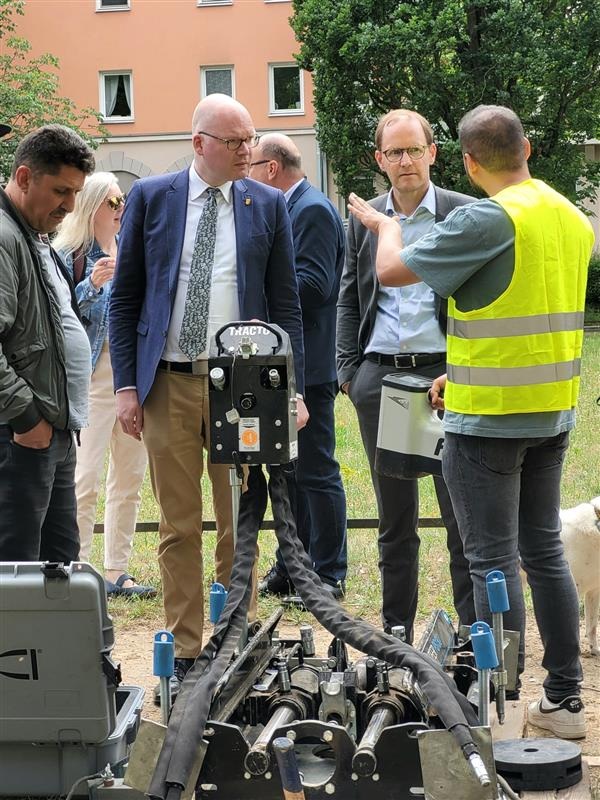 OXG startet Glasfaserausbau für mehr als 82.600 Haushalte in Steglitz-Zehlendorf
