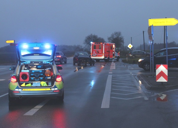 POL-MI: Mehrere Verletzte bei schwerem Verkehrsunfall in Espelkamp