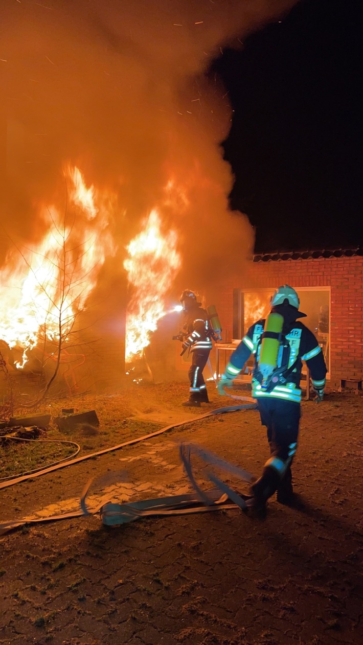 FW-SE: Gebäudebrand in Kisdorf