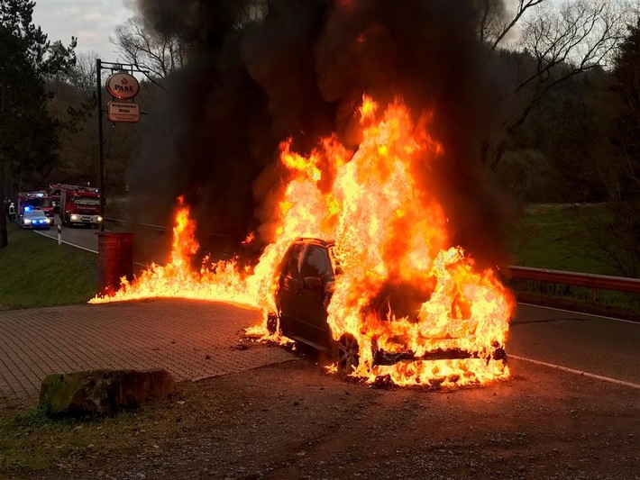 POL-PDPS: BMW X5 brennt aus