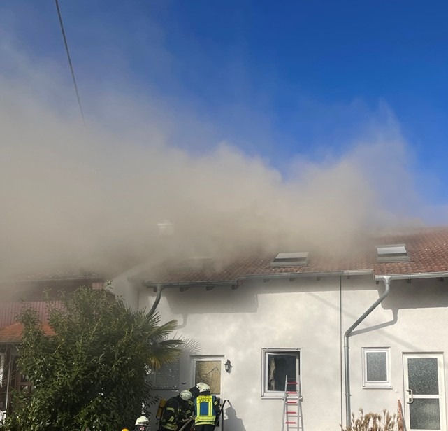 POL-PDLD: Altdorf - Hausbrand